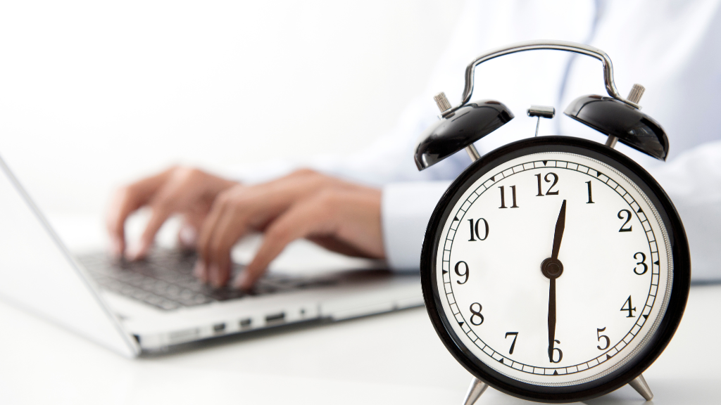 Reloj y portátil funcionan